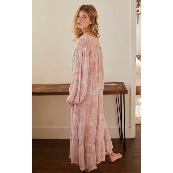 Free People Away With Me Floral Sheer Lounge Robe - Picture 2 of 9